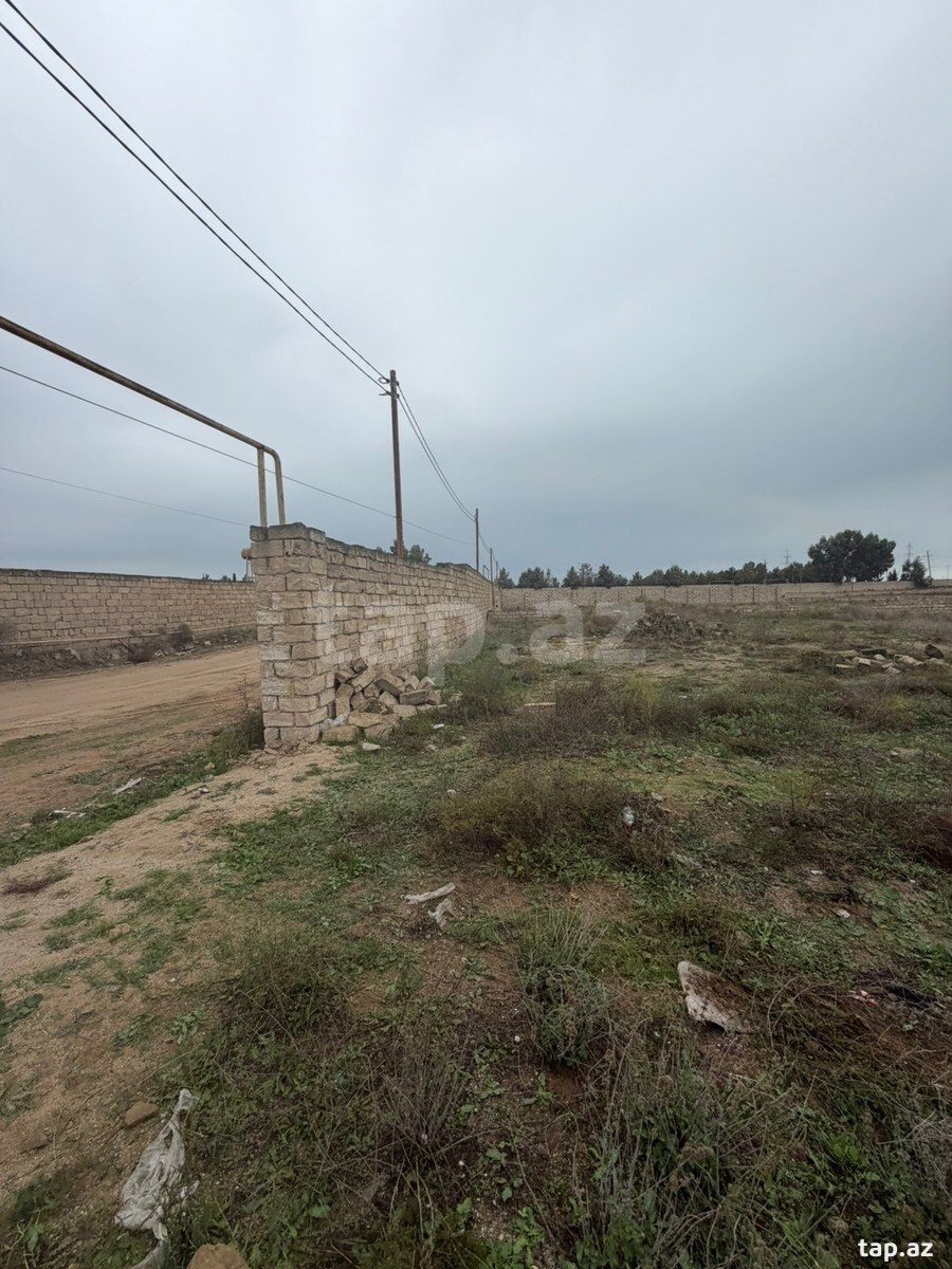 Torpaq satılır, Şüvəlan, Bakı