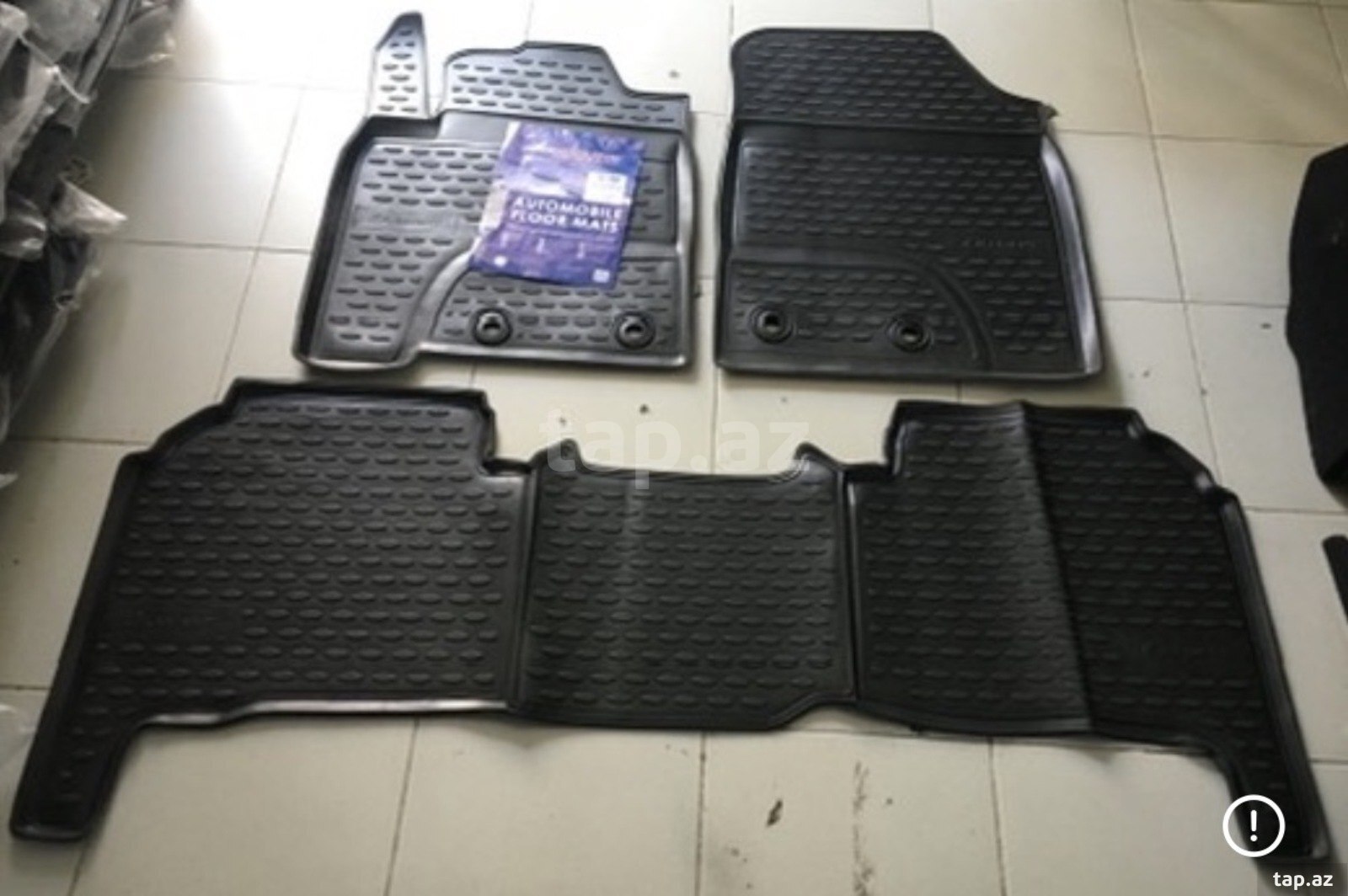 Toyota Land Cruiser 200 rezin ayaqaltı