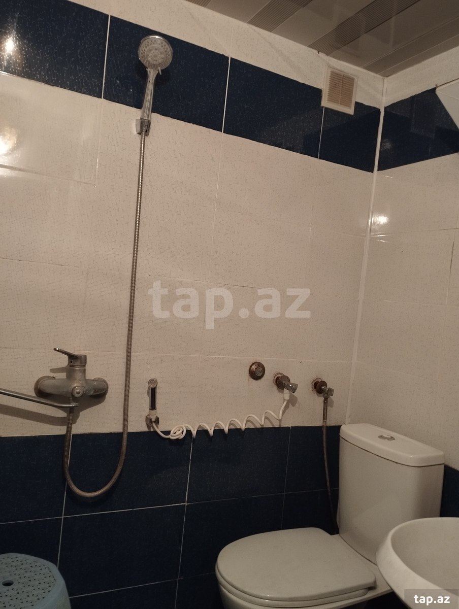 3 otaqlı mənzil satılır, Şəki