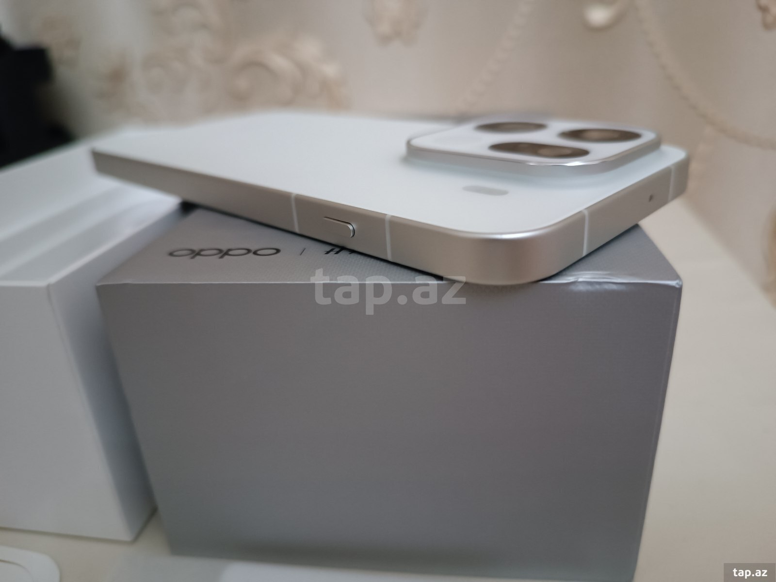 OPPO Find X9 Pro Silk White 512GB/16GB