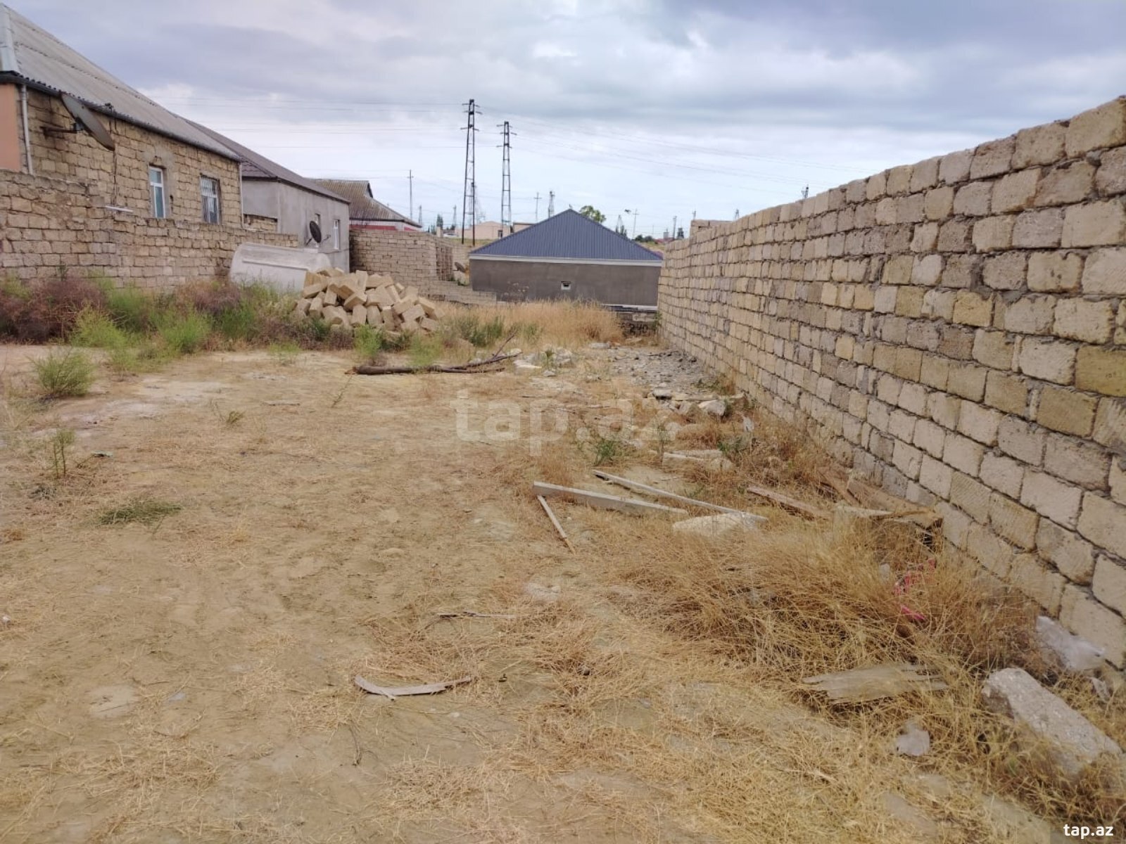Land for sale, Baku