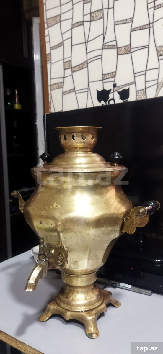 Latun elektrik samovar
