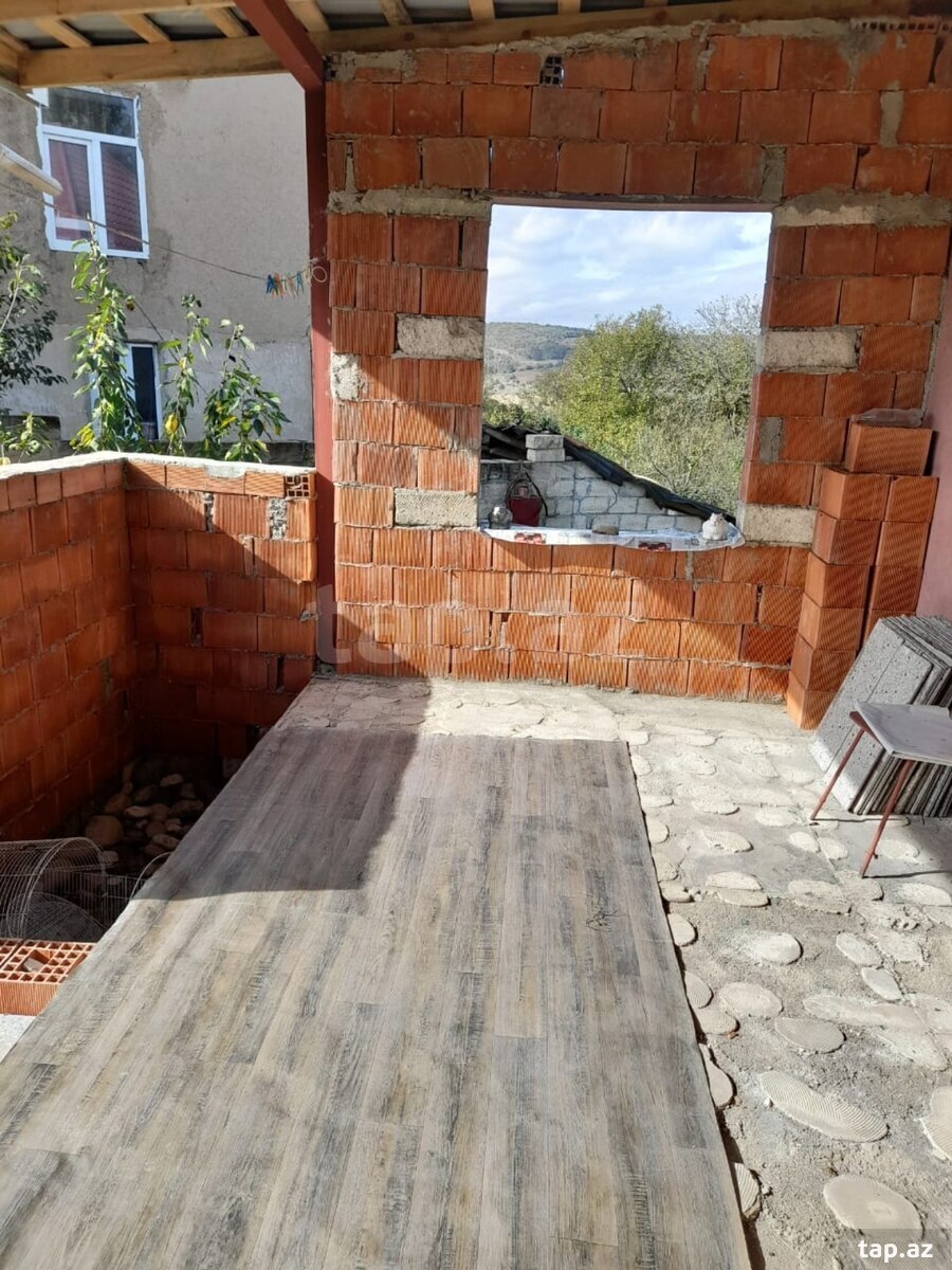 3 otaqlı həyət evi satılır, Quba