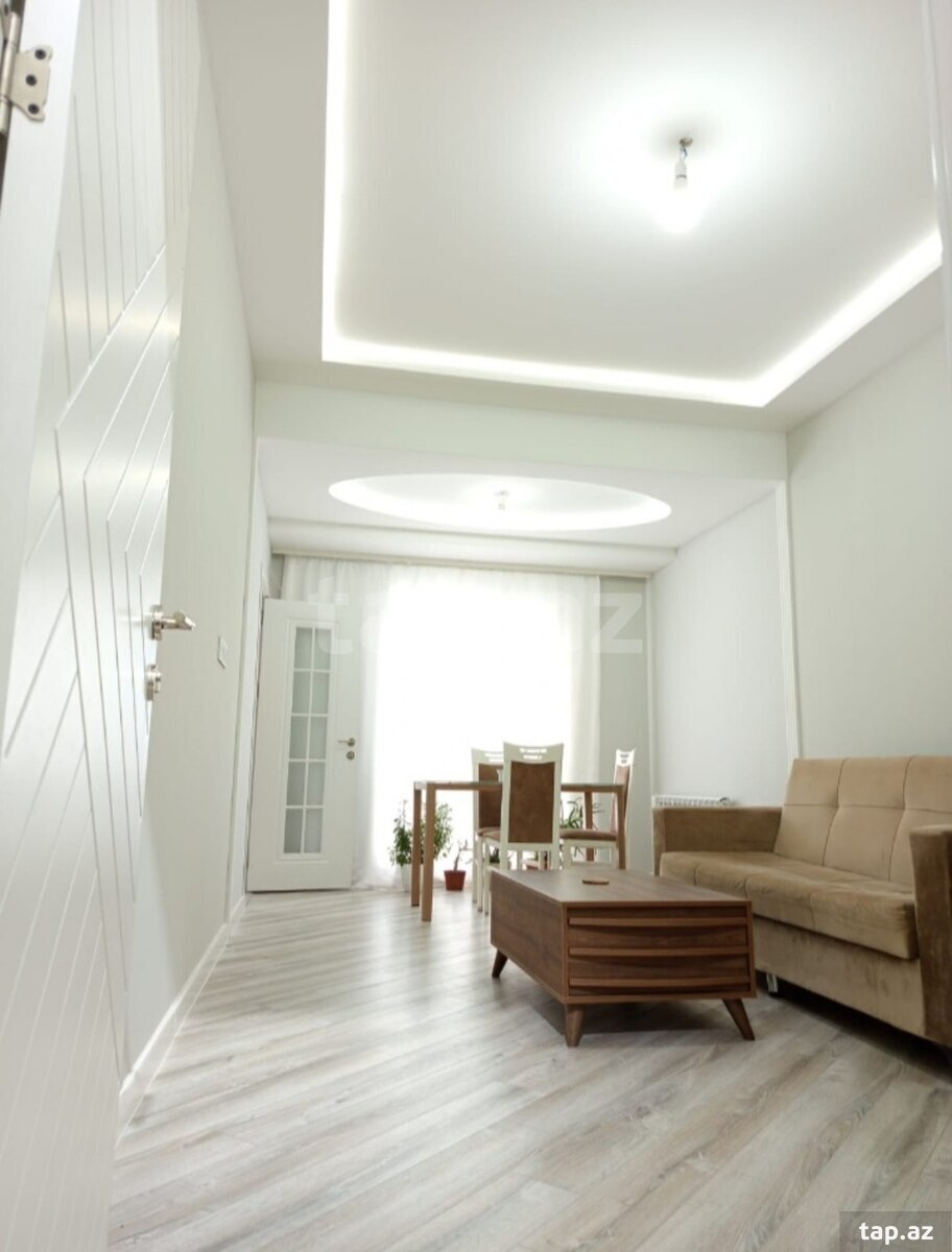 2 otaqlı mənzil satılır, Qaraçuxur, Bakı