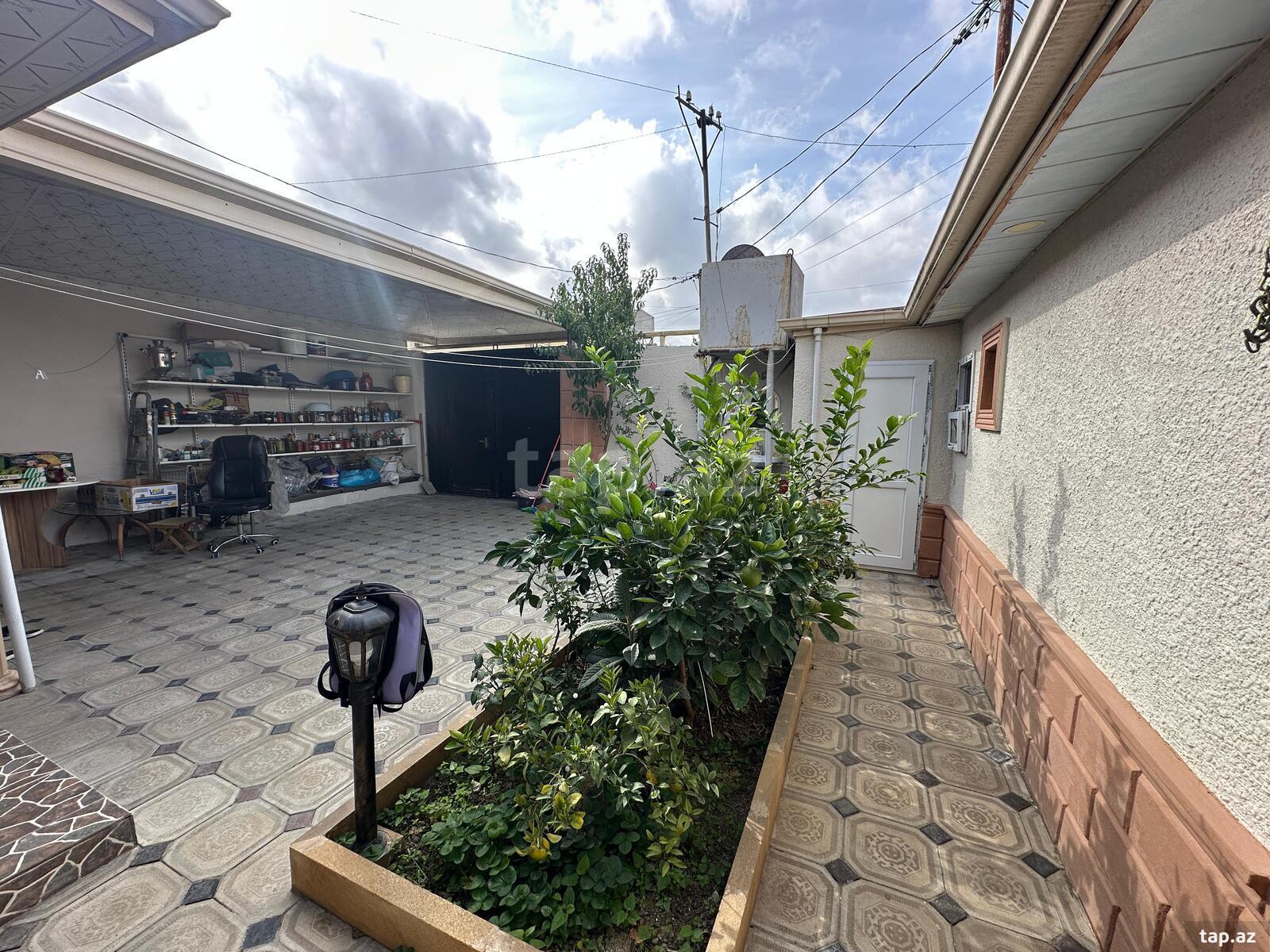 Həyət evi, Bakıxanov qəs.