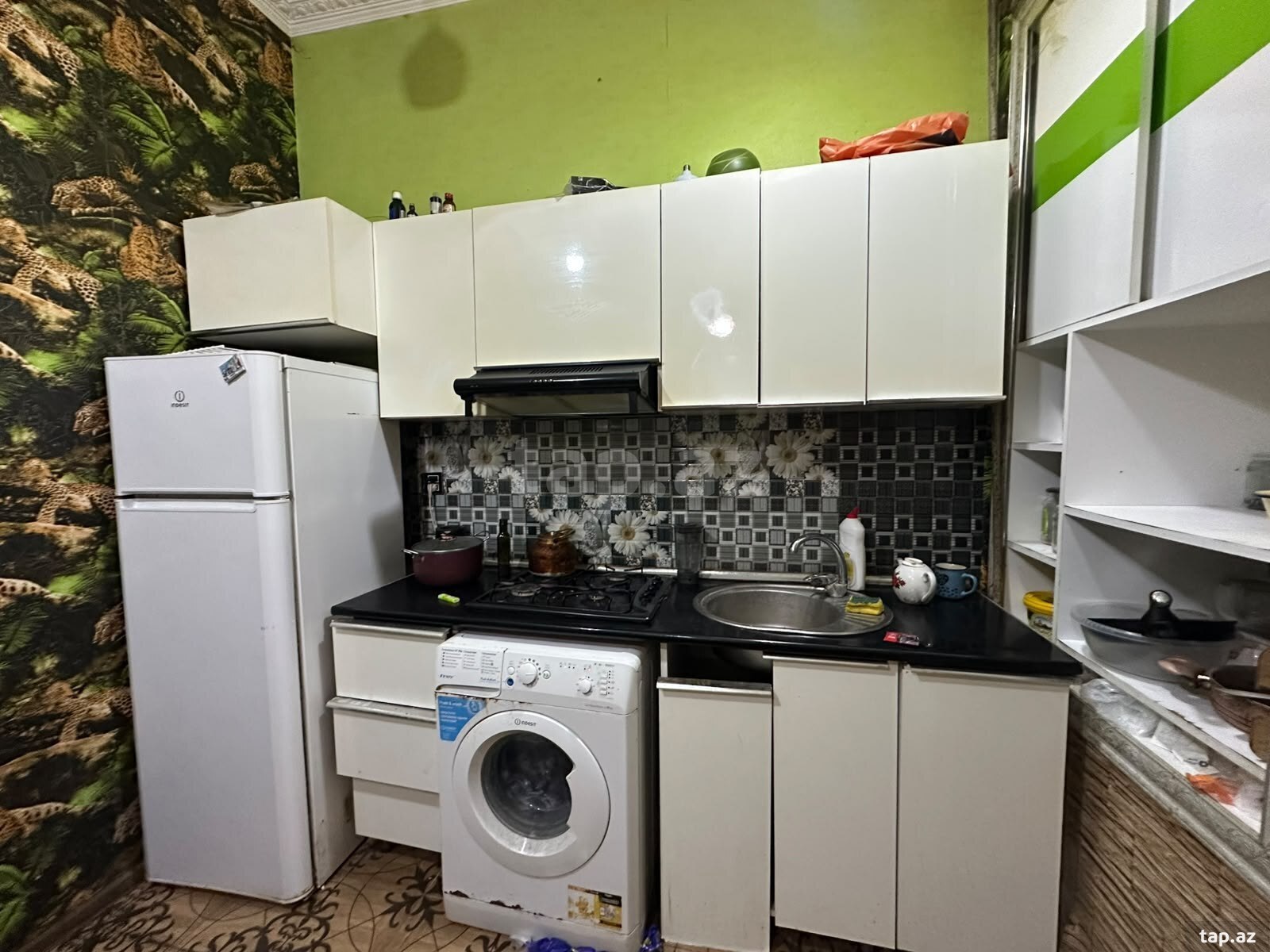 2-otaqlı mənzil kirayə verilir, İçərişəhər m., 43 m²