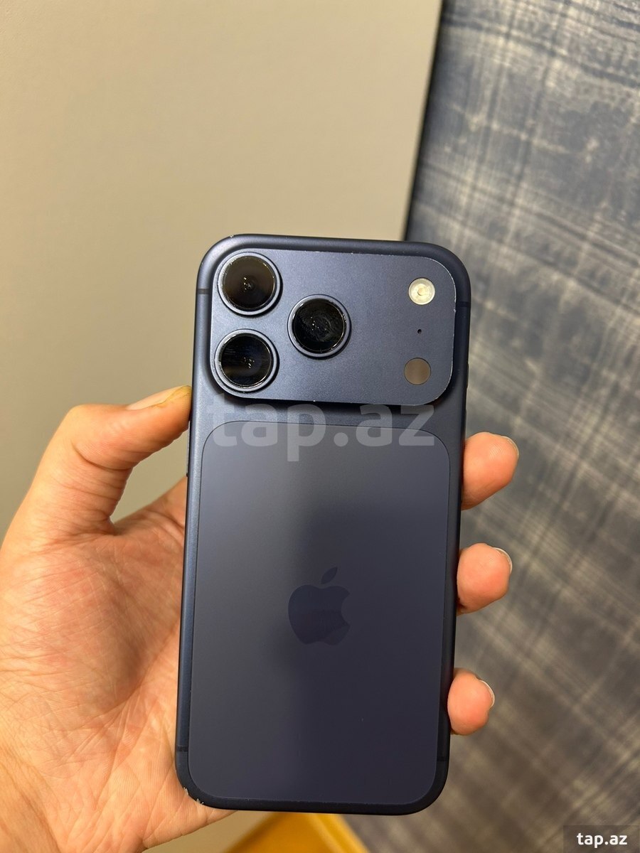 Apple iPhone 17 Pro Deep Blue 256GB/12GB