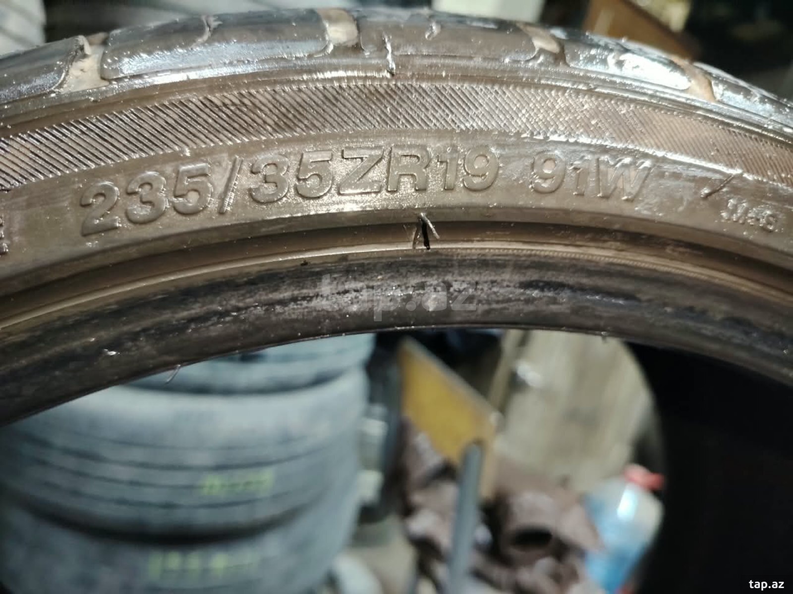 BMW E39 təkərləri 235/35 R19, 245/40 R19