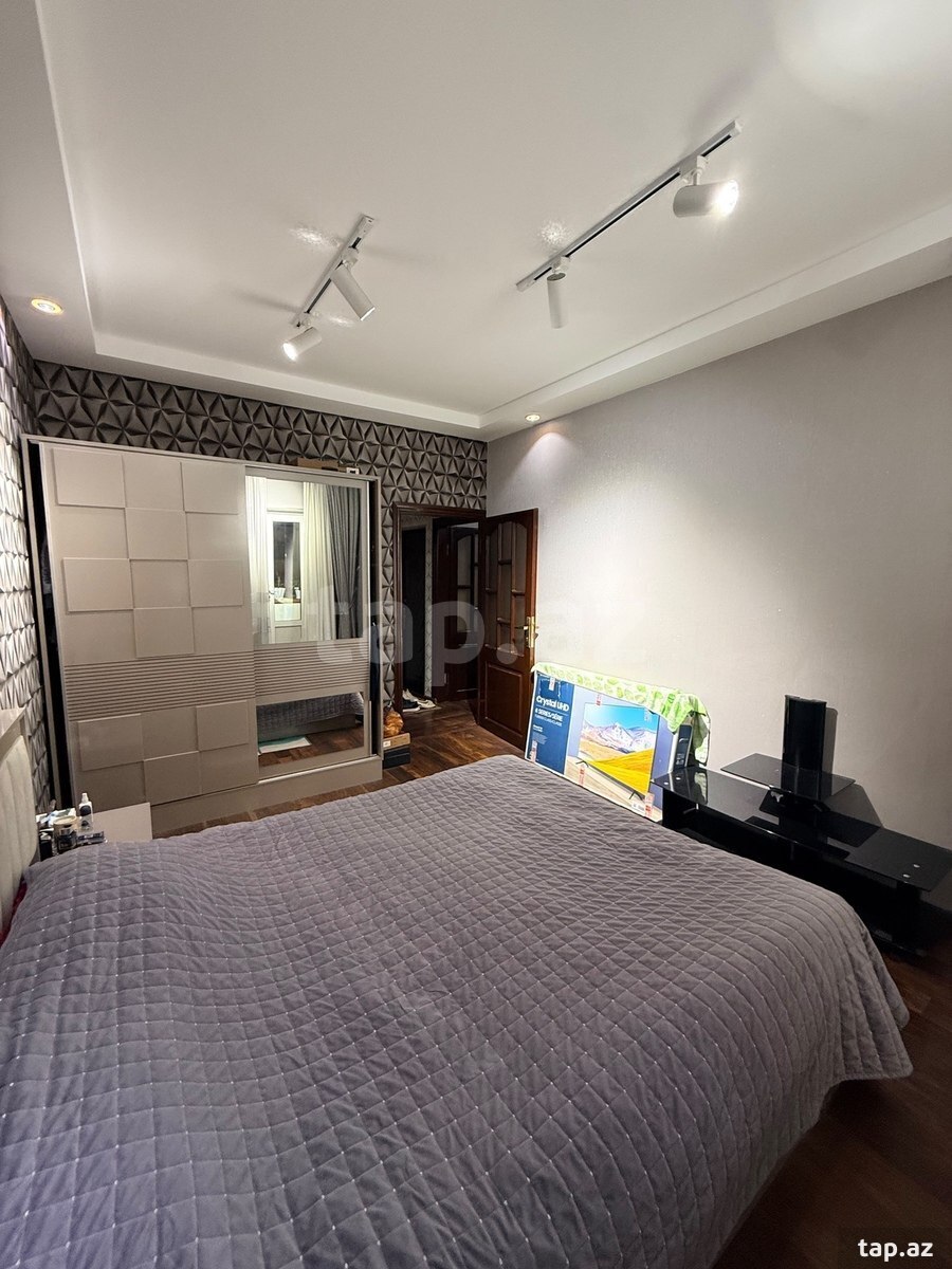 4 otaqlı mənzil satılır, Bakıxanov, Bakı