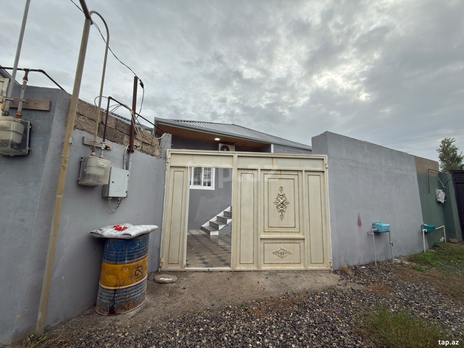 3 otaqlı həyət evi satılır, Binə, Bakı