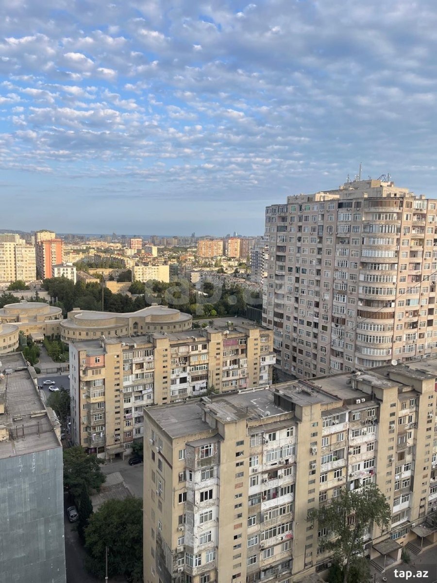 2 otaqlı mənzil satılır, Binəqədi qəs., Bakı