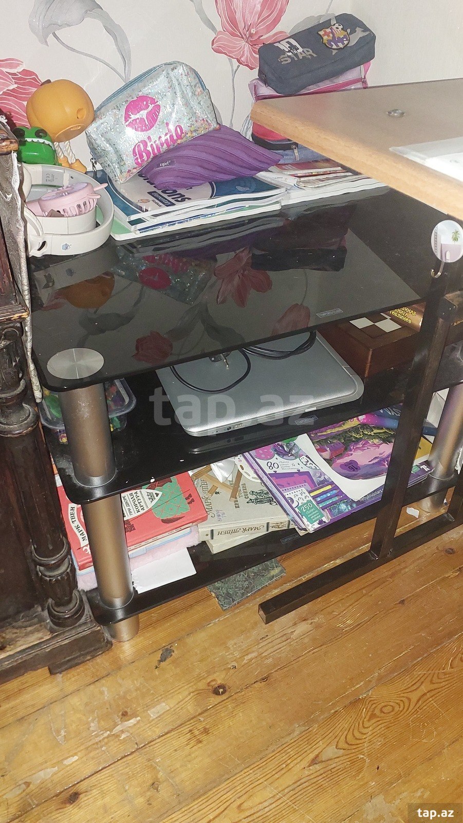 Televizor altlığı