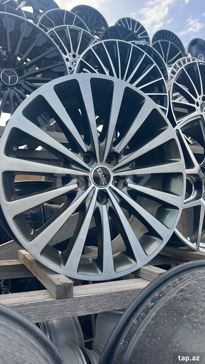 Range Rover 2012 diskləri R20