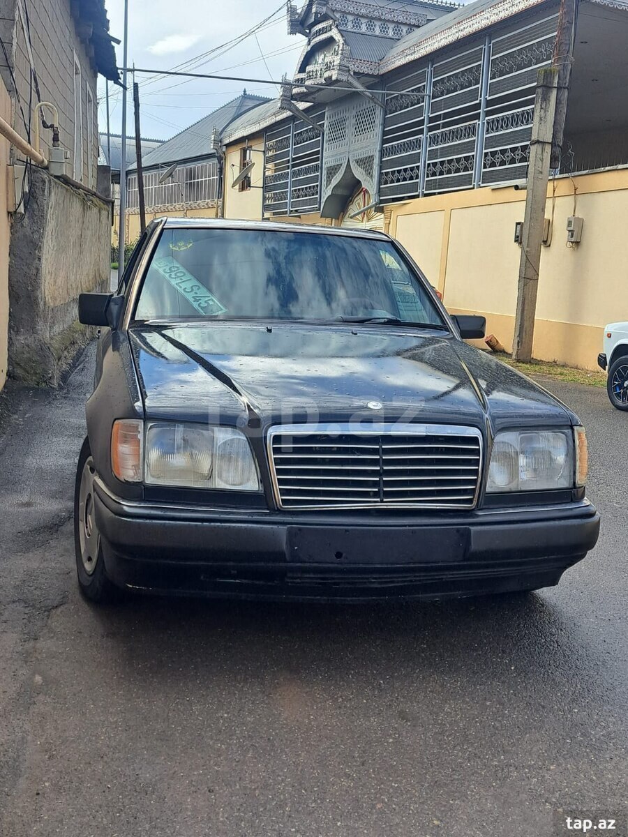 Mercedes E 220, 1993 il