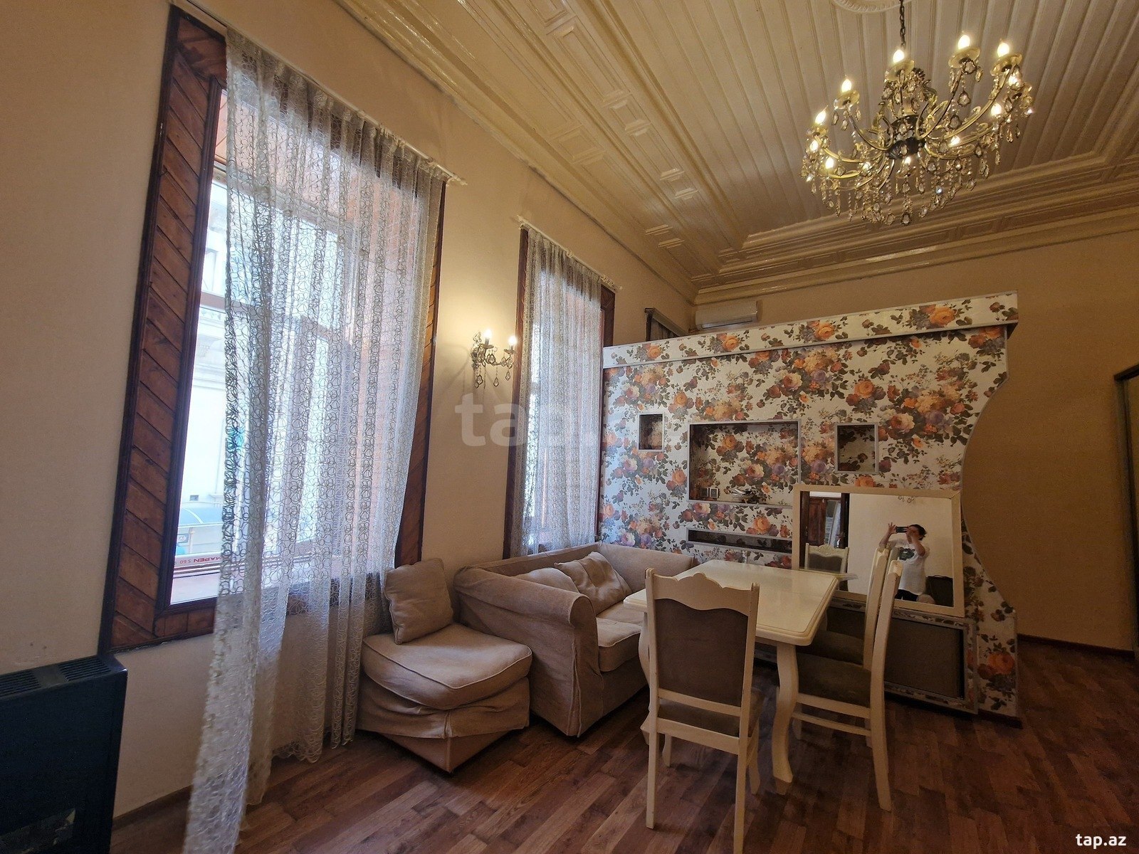 2-otaqlı mənzil kirayə verilir, Nizami m., 70 m²
