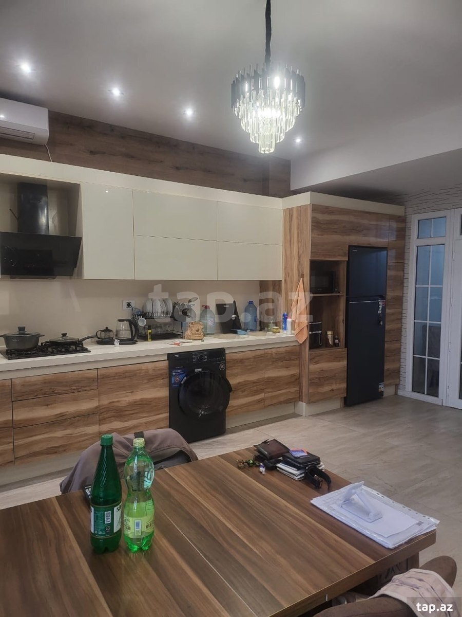 3-otaqlı mənzil kirayə verilir, Səbail r., 100 m²