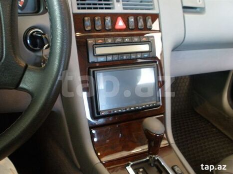 W210 как снять магнитолу "Mercedes-Benz W210" monitoru - Баку, Азербайджан - Tap.Az