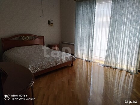 Həyət evi, Saray qəs.
