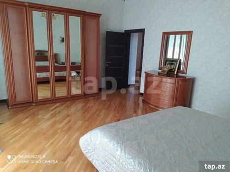 Həyət evi, Saray qəs.