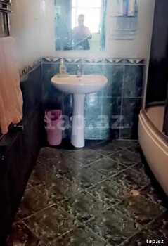 3-otaqlı yeni tikili kirayə verilir, S. Rüstəm küç. 18, 180 m²