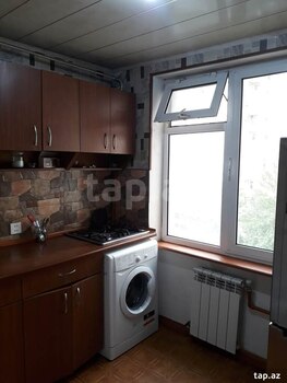 2-otaqlı mənzil kirayə verilir, Elmlər Akademiyası m., 45 m²