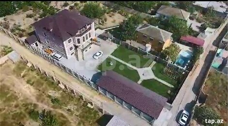 Bağ evi, Novxanı qəs.