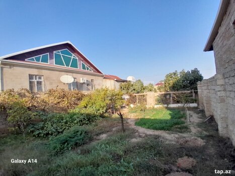 Həyət evi, Binə qəs.