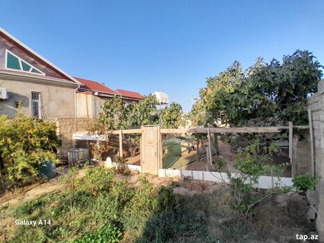 Həyət evi, Binə qəs.