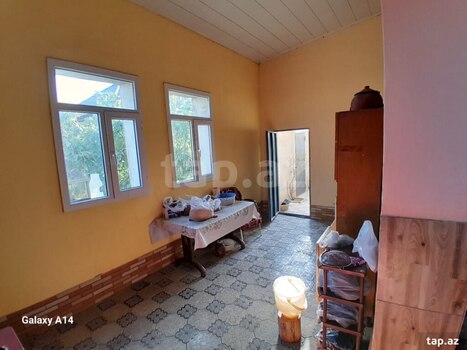 Həyət evi, Binə qəs.