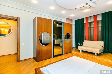 4-otaqlı yeni tikili kirayə verilir, R.Behbudov küç., 200 m²