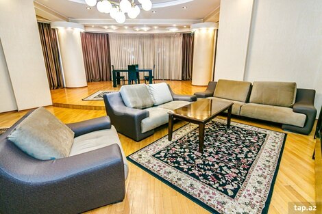4-otaqlı yeni tikili kirayə verilir, R.Behbudov küç., 200 m²