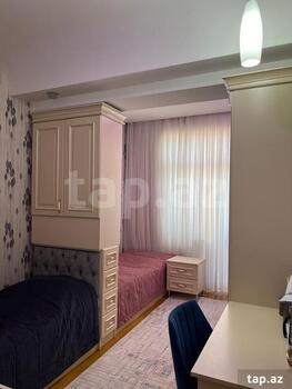 3-otaqlı yeni tikili, Moskva pr., 125 m²