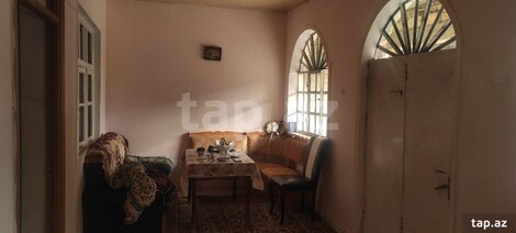 Həyət evi, Novxanı qəs.