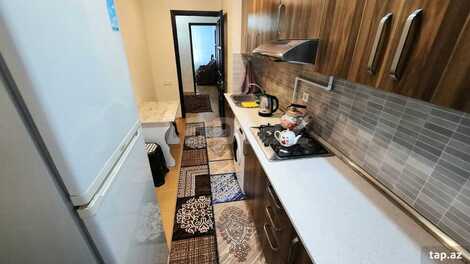 2-otaqlı mənzil kirayə verilir, 28 May küç., 70 m²