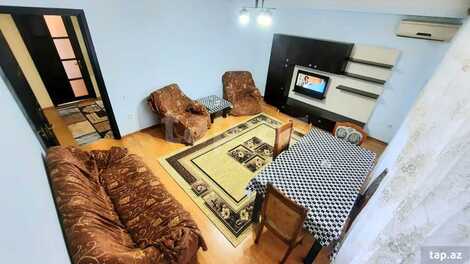 2-otaqlı mənzil kirayə verilir, 28 May küç., 70 m²