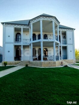 Bağ evi, Novxanı qəs.