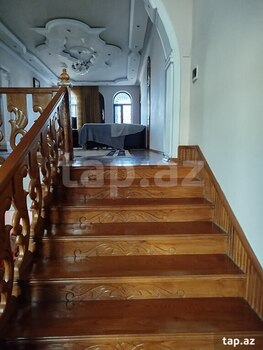 Bağ evi, Novxanı qəs.