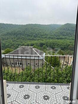 Villa, Qələdüz k.