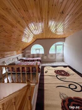 Villa, Qələdüz k.