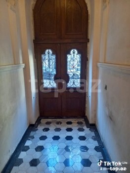 3-otaqlı mənzil kirayə verilir, Nizami küç., 120 m²