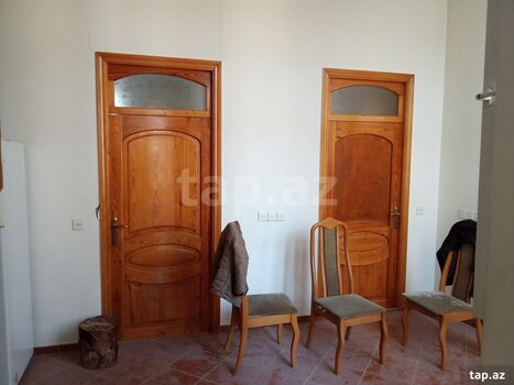 3-otaqlı mənzil kirayə verilir, Nizami küç., 120 m²