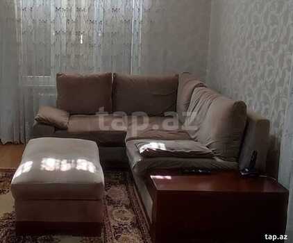 Həyət evi, 8 Noyabr pr.