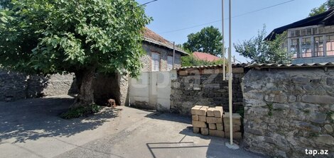 Həyət evi, Qax r.