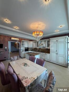 7-otaqlı yeni tikili, H.Cavid pr., 412 m²