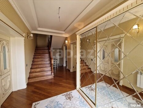 Villa, Saray qəs.