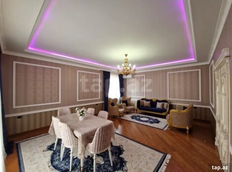 Villa, Saray qəs.
