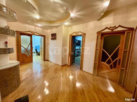 4-otaqlı yeni tikili, H.Cavid pr., 220 m²