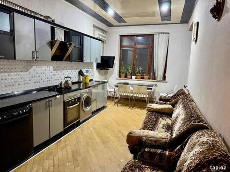 4-otaqlı yeni tikili, H.Cavid pr., 220 m²