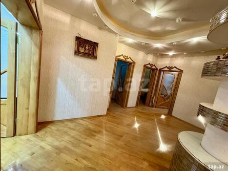 4-otaqlı yeni tikili, H.Cavid pr., 220 m²