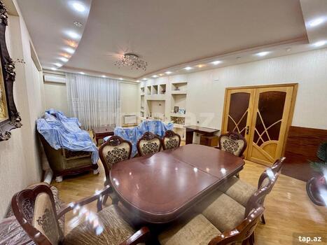 4-otaqlı yeni tikili, H.Cavid pr., 220 m²